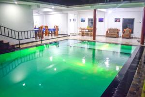 Bazén v ubytování Lion Resort nebo v jeho okolí