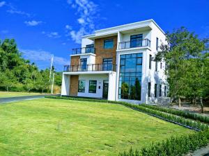 Zahrada ubytování 風鈴鐵道包棟Villa莊園-全新電梯景觀莊園