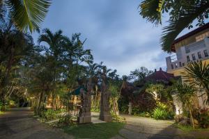 Сад в Bali Spirit Hotel and Spa, Ubud