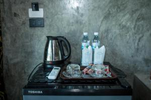 The Loft House Sakaeo的咖啡和沏茶工具