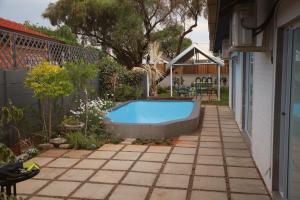 Gallery image of The Retreat Guesthouse in Kimberley