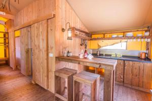 Kuchyňa alebo kuchynka v ubytovaní Dune Agriturismo