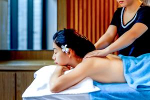 Novotel Chennai SipcotSpa和/或其他健康设施