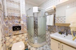 Koupelna v ubytování World Point Hotel Besyol