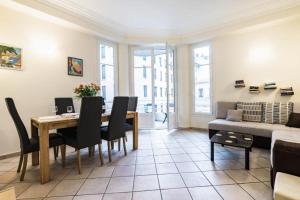 Nice Centre - Apartment with balcony and stunning sea view!