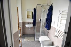 Kupaonica u objektu B&B Lambda Još 37 fotografija