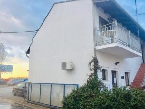 Budova, kde se hostel nachází
