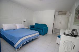 Gallery image of Blue & White Hotel in Cıralı +66 photos