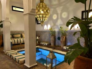 Piscina di Maison Chafia Boutique Hôtel & Spa o nelle vicinanze