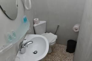 A bathroom at Paradiso Boutique