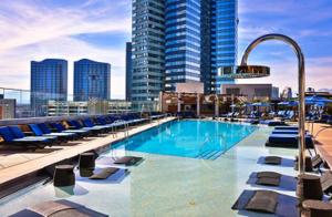 Gallery image of GetAways at the Jockey Club in Las Vegas