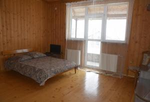 Postel nebo postele na pokoji v ubytování У Мирослави