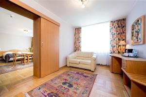Posedenie v ubytovaní Hotel Mazowiecki Łódź