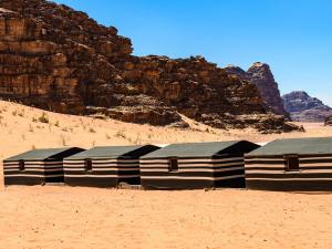 Bedouin Style Camp saat musim dingin