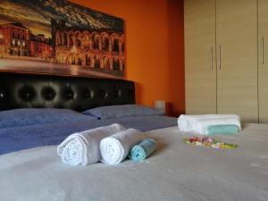 Łóżko lub łóżka w pokoju w obiekcie MM Apartments