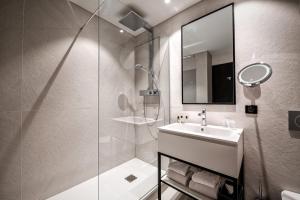 Koupelna v ubytování Hôtel Le Roosevelt Lyon