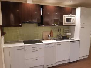 A kitchen or kitchenette at STUDIO 7