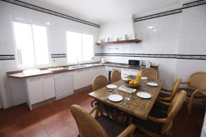 Kuchyňa alebo kuchynka v ubytovaní Apartamento Mar de Korus
