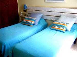 Posteľ alebo postele v izbe v ubytovaní Magnifica casa con jacuzzi y cerca playa ref 160