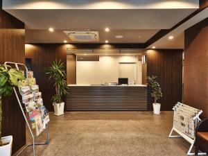 Lobbyn eller receptionsområdet på Crown Hotel Okinawa Annex