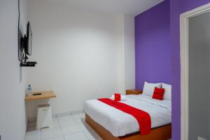 Gallery image of RedDoorz near Alun Alun Kaliwungu Kendal in Brangsong