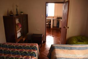 Χώρος καθιστικού στο Casa de Campo con hermosa vista a Los Farallones