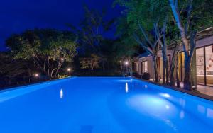 Bazén v ubytování Veravian Resort nebo v jeho okolí