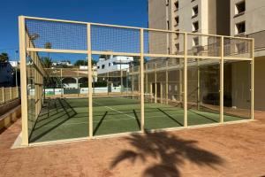 Tenis lub squash w obiekcie PRIVILEGIO SANTA CLARA 4A lub w pobliżu