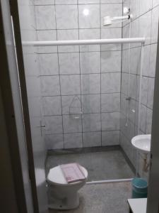 ห้องน้ำของ Pousada Girassol