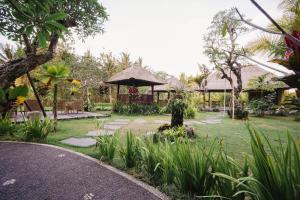 Zahrada ubytování Byasa Ubud