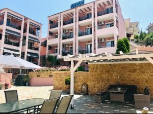 Budova, v ktorej sa hotel nachádza