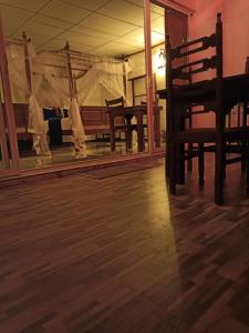Veitingastaður eða matsölustaður á Suriya Homestay Mirissa