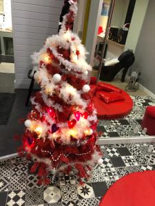 Foto sihtkohas Mouscron asuva majutusasutuse SPABYELLEETLUI spa rouge ou bleu galeriist
