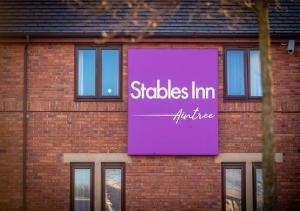 Certifikát, hodnocení, plakát nebo jiný dokument vystavený v ubytování Stables Inn, Aintree