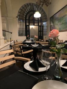 Restaurace v ubytování Mesón de la Merced Hotel Boutique Patio & Spa
