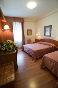 Gallery image of Hotel Villa Mulino ***S in Garda