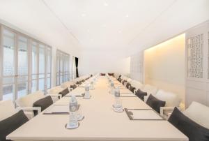 Konferenční prostory v ubytování SALA Phuket Mai Khao Beach Resort