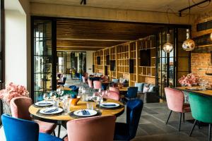 Restaurace v ubytování Chateau Copsa Complex