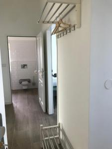 Postel nebo postele na pokoji v ubytování Sissi Apartments