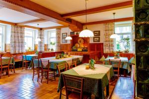 Restaurace v ubytování Gasthof Bräuer - Familie Eibensteiner