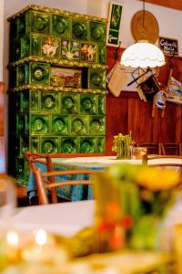 Afbeelding uit fotogalerij van Gasthof Bräuer - Familie Eibensteiner in Weißkirchen in Steiermark