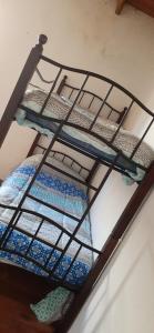 Achalay في بونتا ديل ديابلو: يوجد سريرين بطابقين فوق الغرفة +52 صورة