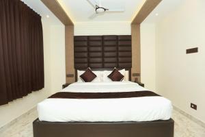 Gallery image of Al Noor Palace Business Class Hotel in Chennai