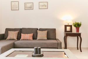 Zdjęcie z galerii obiektu Original y coqueto apartamento junto a Plaza Mayor w Madrycie
