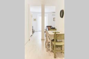Zdjęcie z galerii obiektu Original y coqueto apartamento junto a Plaza Mayor w Madrycie