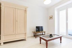 Zdjęcie z galerii obiektu Original y coqueto apartamento junto a Plaza Mayor w Madrycie +37 zdjęć