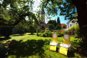 Afbeelding uit fotogalerij van Gasthof Bräuer - Familie Eibensteiner in Weißkirchen in Steiermark +32 foto's