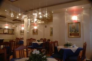 Εστιατόριο ή άλλο μέρος για φαγητό στο Hotel Tehnograd
