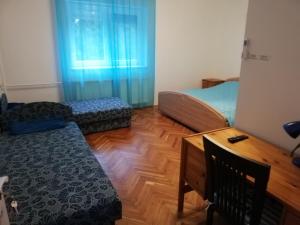 Posedenie v ubytovaní Örökzöld Apartman Szeged