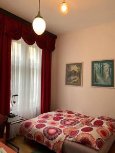 Giường trong phòng chung tại Villa Pazelt Top1
